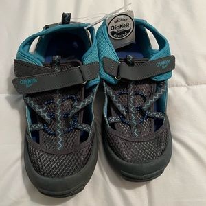 New with tags water play/hiking sandals for boys